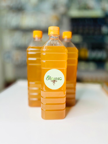 بطری آبغوره طبیعی و تازه مناسب برای طعمدهی غذاهای ایرانی